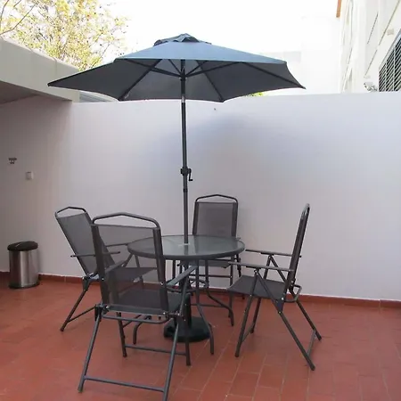 Vila Nico *